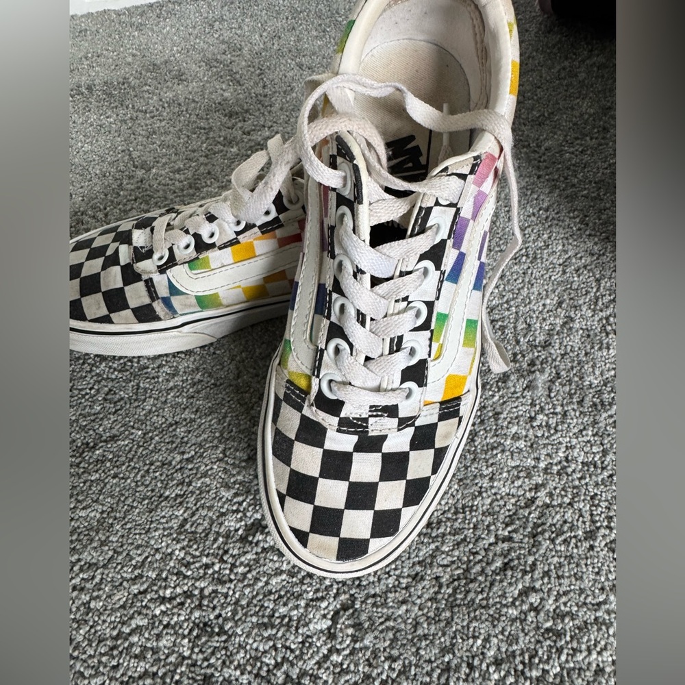 Vans Ward Rainbow Checkered White Black Multicolor Canvas Women's Size 6